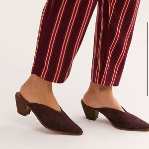 Free People *black* Suede Anya Mule 7.5